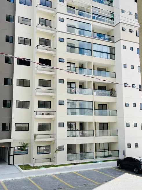 Foto 1 de Apartamento com 2 Quartos à venda, 65m² em Farolândia, Aracaju