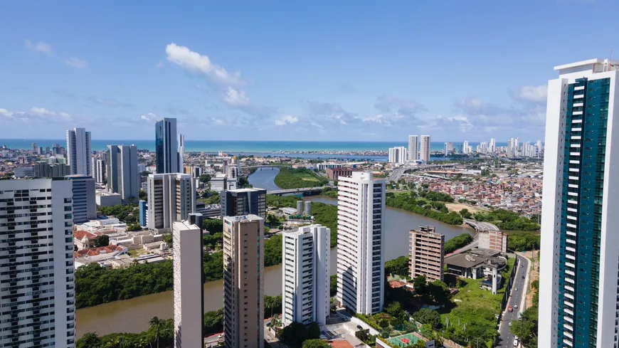 Foto 1 de Apartamento com 3 Quartos à venda, 67m² em Ilha do Retiro, Recife