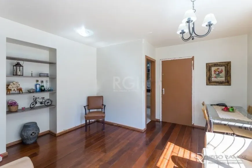 Foto 1 de Apartamento com 2 Quartos à venda, 72m² em Petrópolis, Porto Alegre