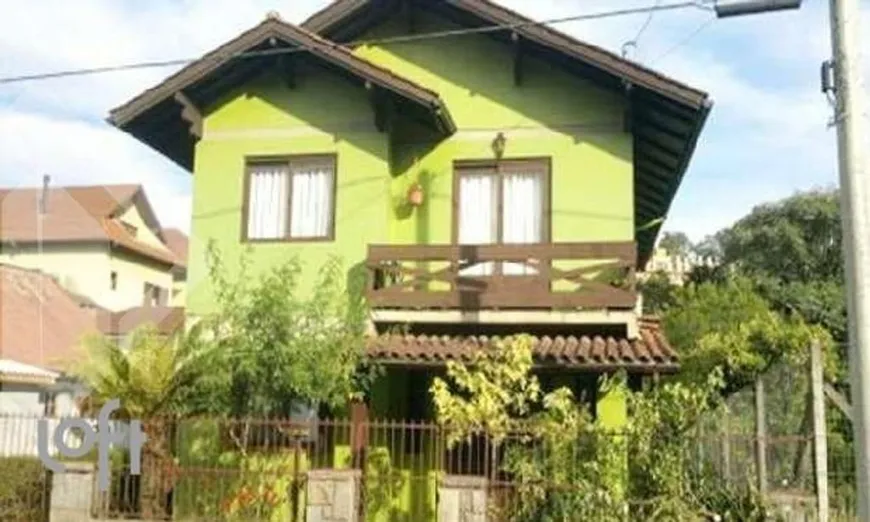 Foto 1 de Casa com 4 Quartos à venda, 180m² em Vila Suica, Gramado