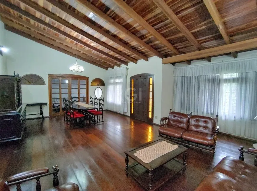 Foto 1 de Casa com 3 Quartos à venda, 314m² em Tristeza, Porto Alegre