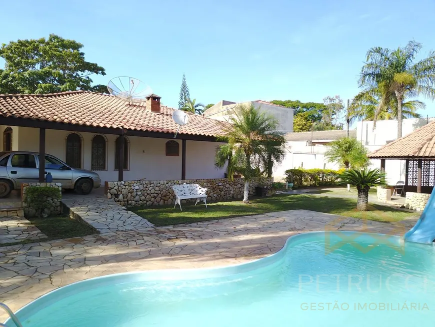 Foto 1 de Fazenda/Sítio com 3 Quartos à venda, 650m² em Chacaras Estancia das Aguas, Monte Mor