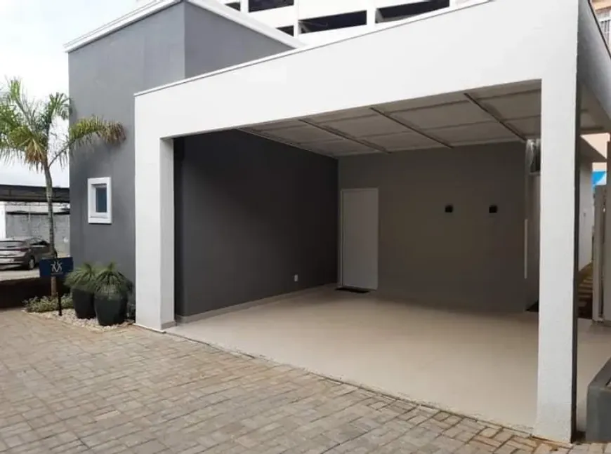 Foto 1 de Casa de Condomínio com 2 Quartos à venda, 89m² em Morada da Serra, Cuiabá