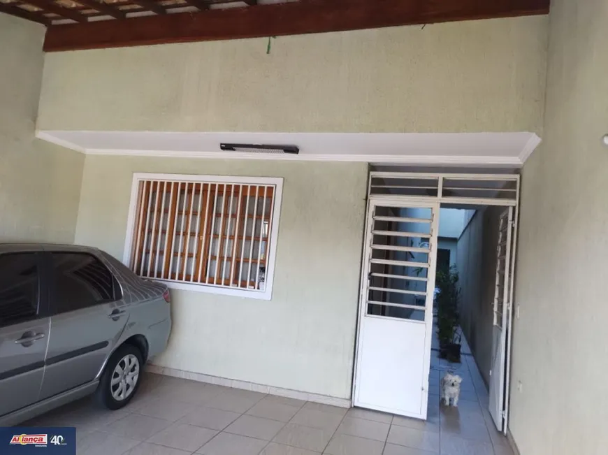 Foto 1 de Casa com 3 Quartos à venda, 126m² em Parque Flamengo, Guarulhos