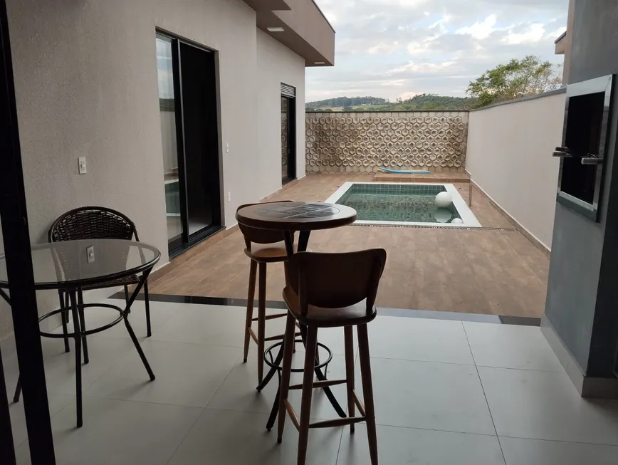 Foto 1 de Casa com 3 Quartos à venda, 188m² em Caldeira, Indaiatuba