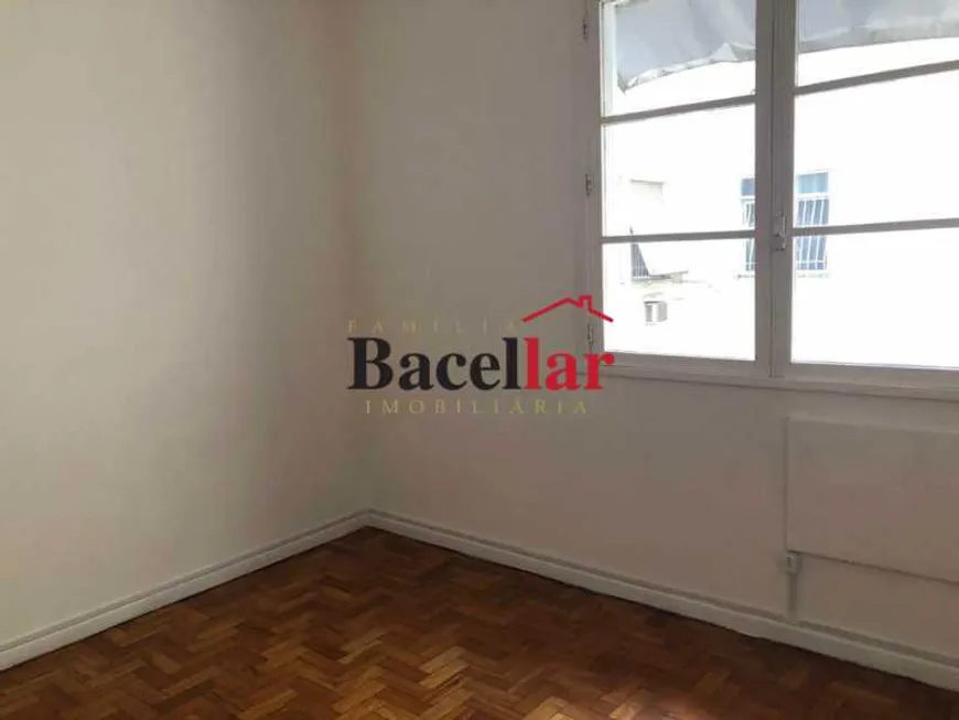 Foto 1 de Apartamento com 1 Quarto à venda, 55m² em Centro, Rio de Janeiro