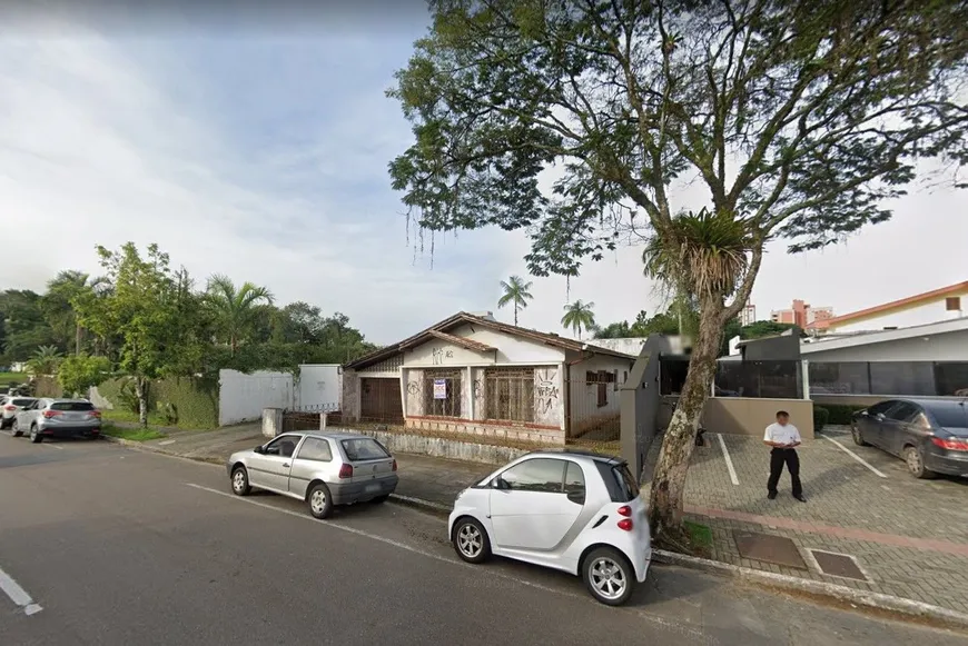 Foto 1 de Lote/Terreno à venda, 231m² em América, Joinville