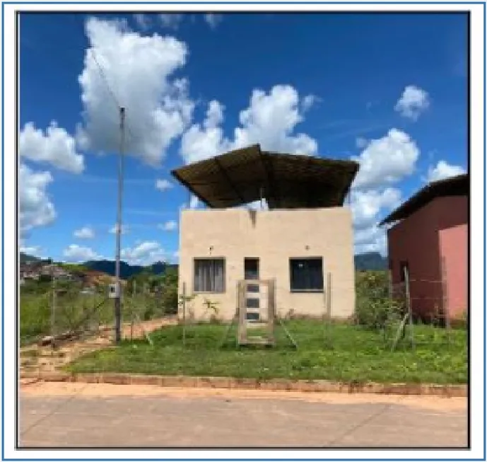 Foto 1 de Casa com 3 Quartos à venda, 88m² em Centro, São João do Oriente