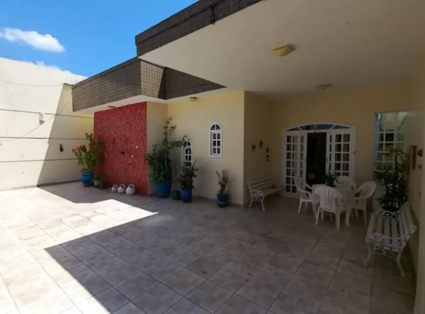 Foto 1 de Casa com 3 Quartos à venda, 70m² em Itacaranha, Salvador