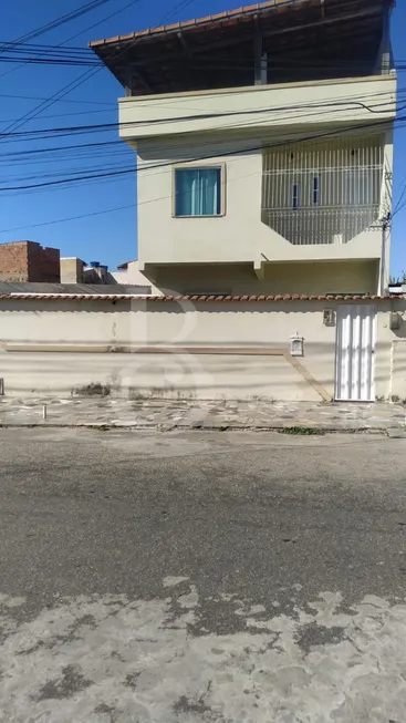 Foto 1 de Sobrado com 3 Quartos à venda, 194m² em Parque Alvorada, Campos dos Goytacazes