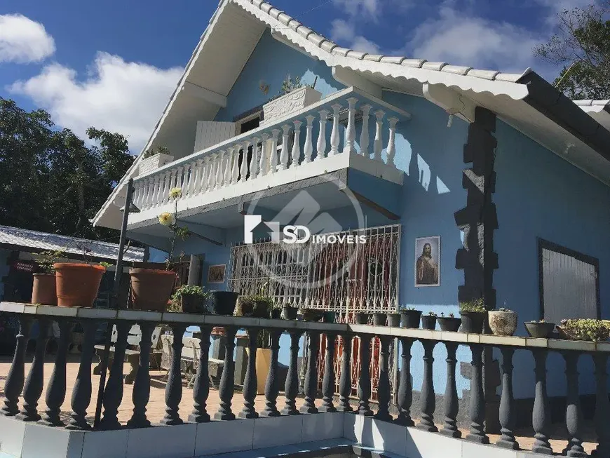 Foto 1 de Casa com 4 Quartos à venda, 220m² em Fazendinha, Teresópolis