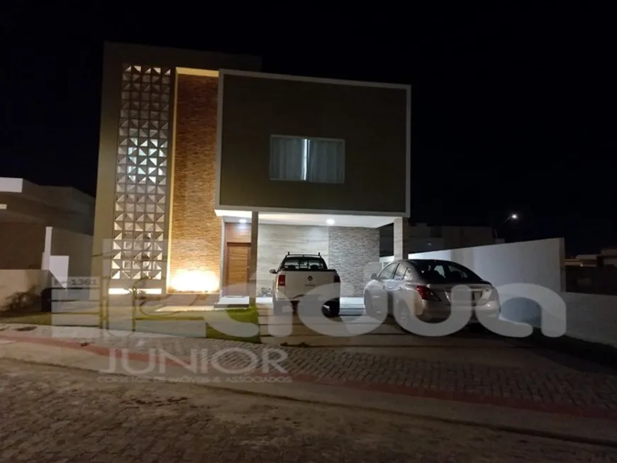 Foto 1 de Casa de Condomínio com 4 Quartos à venda, 242m² em Aruana, Aracaju