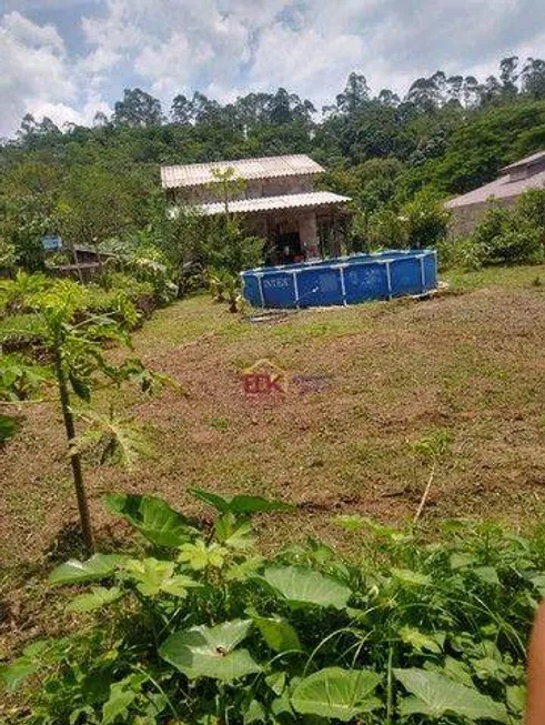 Foto 1 de Fazenda/Sítio com 3 Quartos à venda, 80m² em Pegorelli, Caraguatatuba