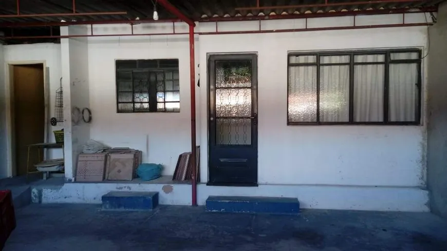 Foto 1 de Casa com 2 Quartos à venda, 100m² em Residencial Pasin, Pindamonhangaba