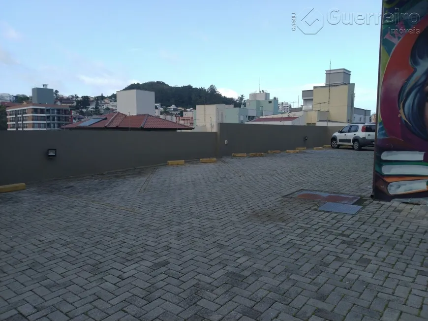 Foto 1 de Prédio Comercial com 11 Quartos à venda, 420m² em Carvoeira, Florianópolis