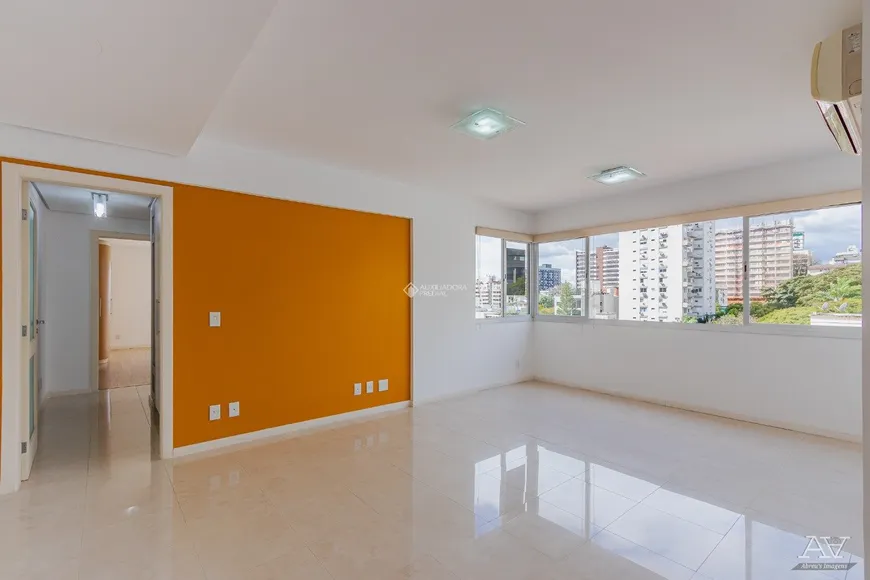 Foto 1 de Apartamento com 2 Quartos à venda, 87m² em Moinhos de Vento, Porto Alegre