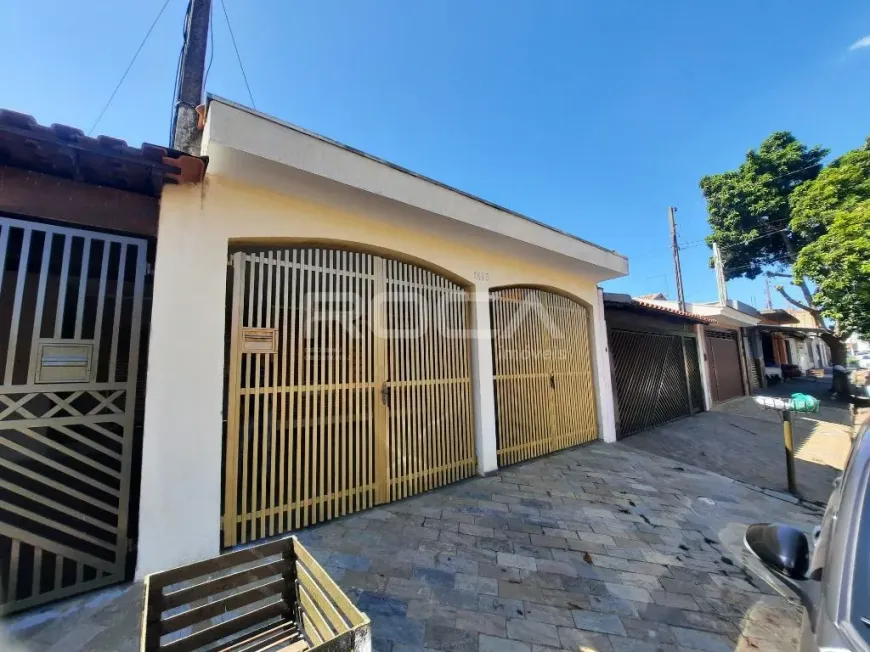 Foto 1 de Casa com 2 Quartos para alugar, 130m² em Jardim Beatriz, São Carlos