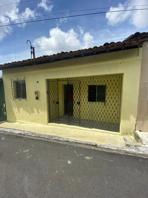 Foto 1 de Casa com 3 Quartos para alugar, 90m² em Jardim São Paulo, Recife