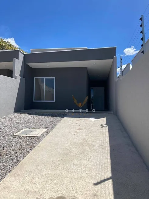 Foto 1 de Casa com 2 Quartos à venda, 88m² em Luzardo Viana, Maracanaú