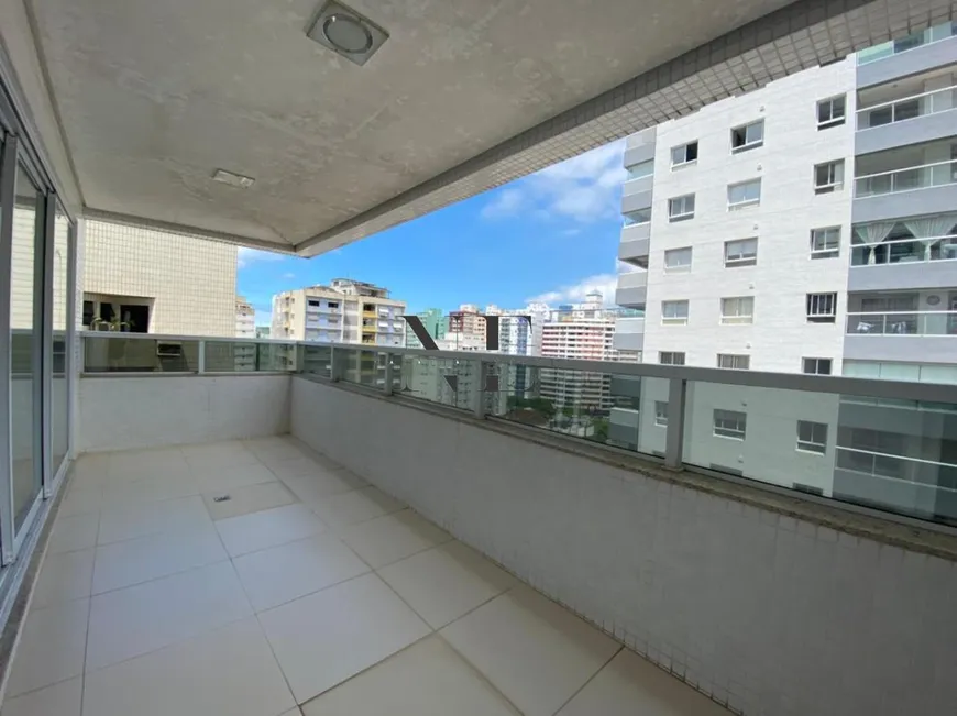 Foto 1 de Apartamento com 3 Quartos à venda, 230m² em Pompeia, Santos