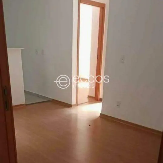 Foto 1 de Apartamento com 2 Quartos à venda, 46m² em Jardim Brasília, Uberlândia