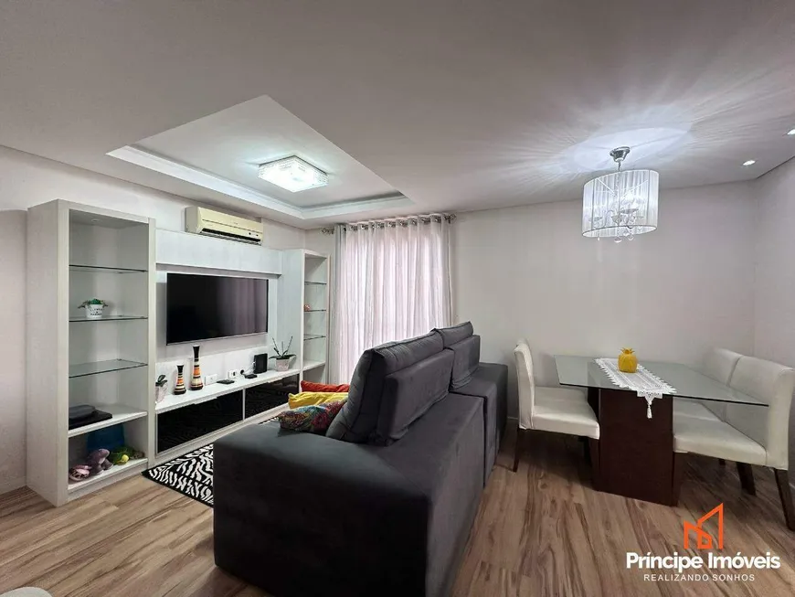 Foto 1 de Apartamento com 2 Quartos à venda, 61m² em Floresta, Joinville