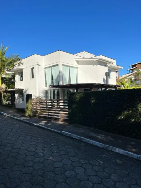 Foto 1 de Casa com 4 Quartos para venda ou aluguel, 223m² em Campeche, Florianópolis