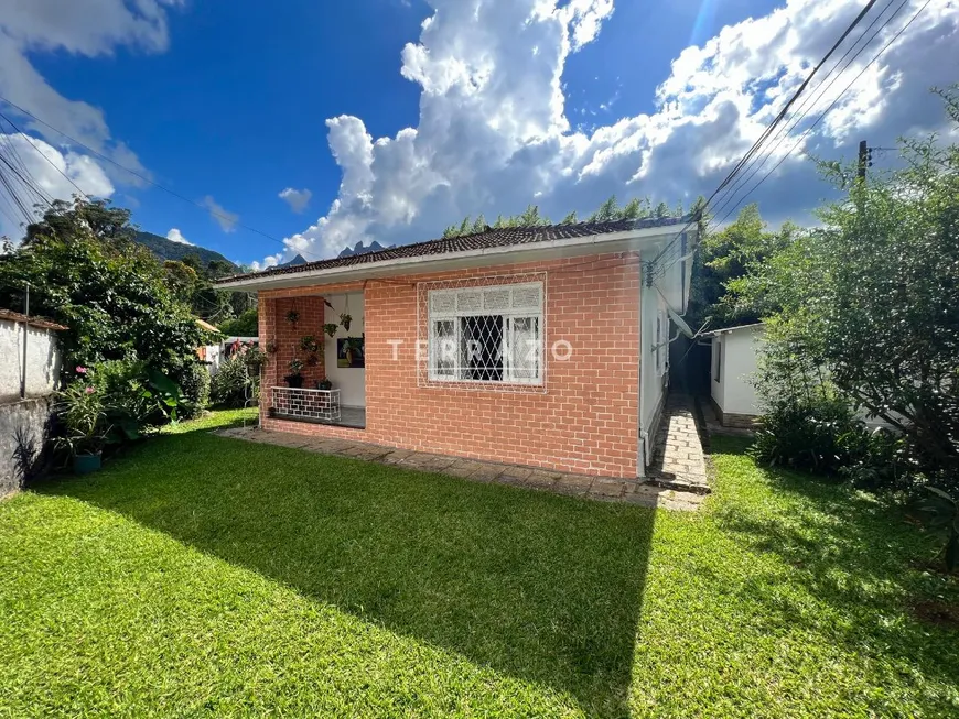 Foto 1 de Casa com 3 Quartos à venda, 76m² em Alto, Teresópolis