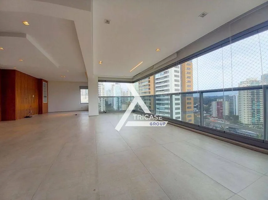 Foto 1 de Apartamento com 3 Quartos para venda ou aluguel, 192m² em Campo Belo, São Paulo