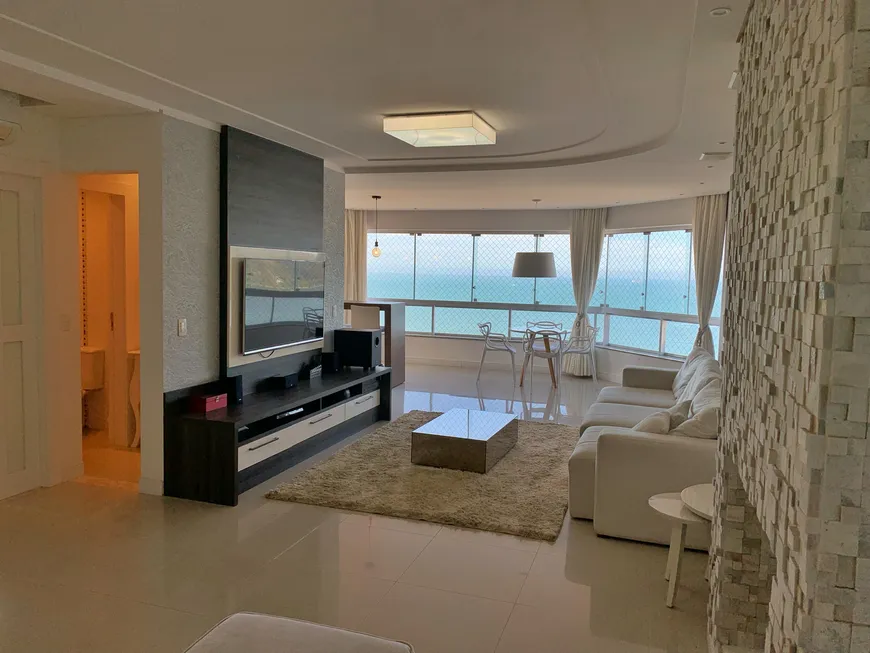 Foto 1 de Apartamento com 4 Quartos para alugar, 222m² em Frente Mar Centro, Balneário Camboriú