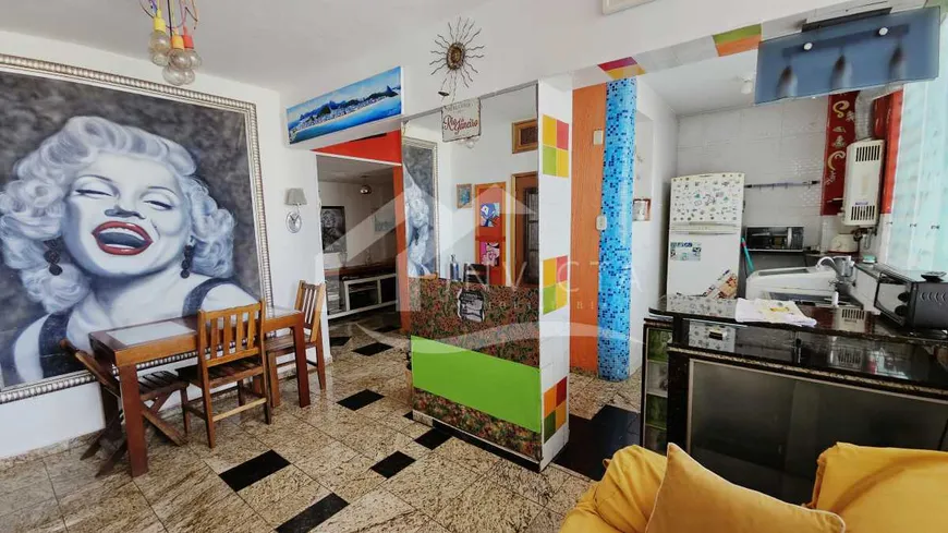 Foto 1 de Apartamento com 3 Quartos à venda, 100m² em Copacabana, Rio de Janeiro