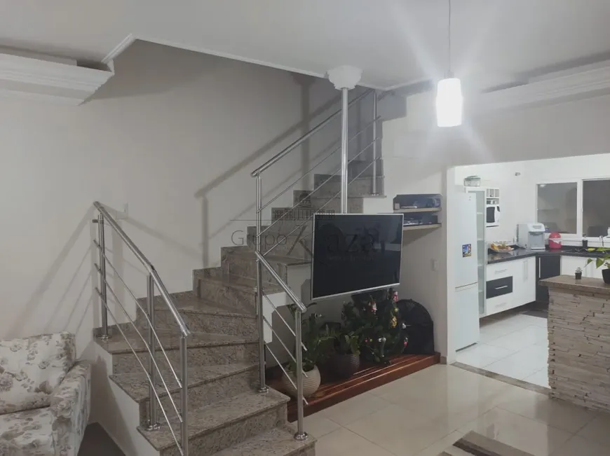 Foto 1 de Casa de Condomínio com 2 Quartos à venda, 170m² em Jardim Santa Maria, Jacareí