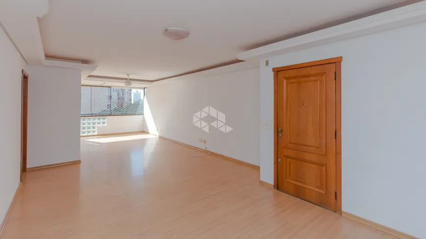 Foto 1 de Apartamento com 3 Quartos à venda, 107m² em Chácara das Pedras, Porto Alegre