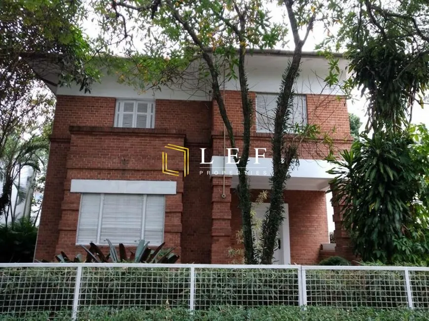 Foto 1 de Casa com 5 Quartos para venda ou aluguel, 440m² em Jardim Paulista, São Paulo