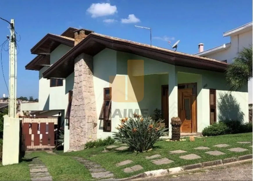 Foto 1 de Casa de Condomínio com 3 Quartos à venda, 250m² em Vila Zezé, Jacareí