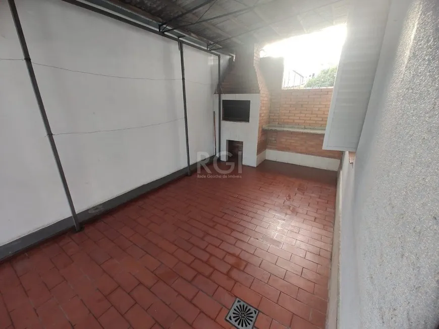 Foto 1 de Apartamento com 3 Quartos à venda, 73m² em São Geraldo, Porto Alegre