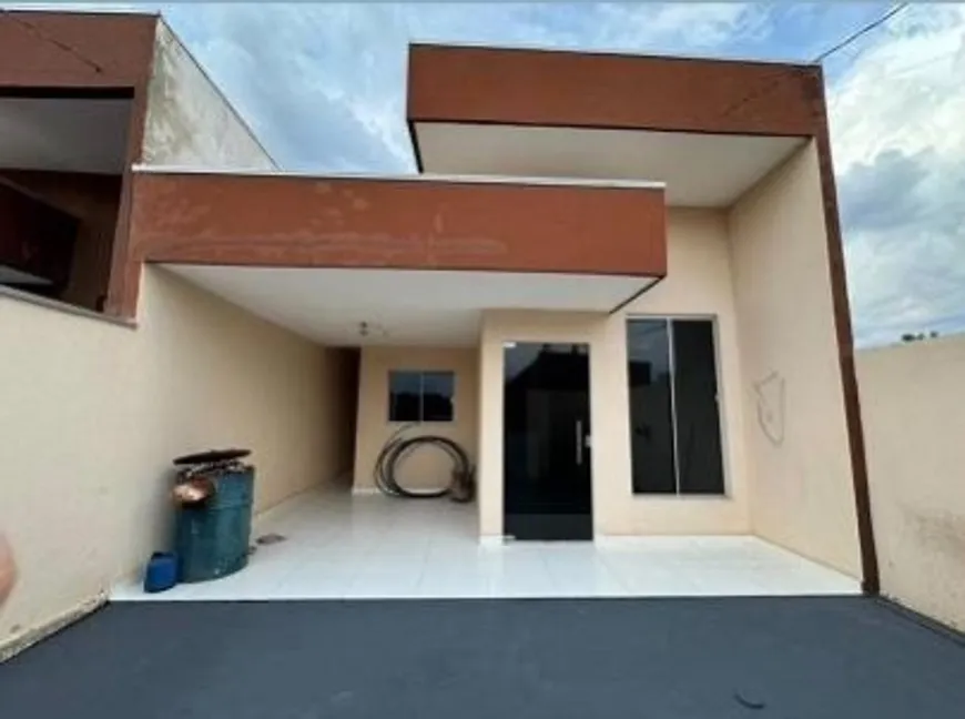 Foto 1 de Casa com 3 Quartos à venda, 75m² em Ipitanga, Lauro de Freitas