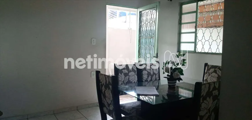 Foto 1 de Casa com 2 Quartos à venda, 80m² em São Luiz, Betim