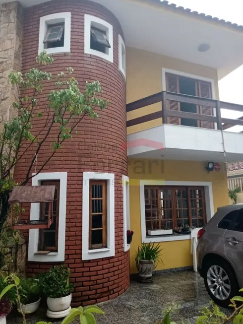 Foto 1 de Sobrado com 3 Quartos à venda, 170m² em Conjunto Residencial Santa Terezinha, São Paulo