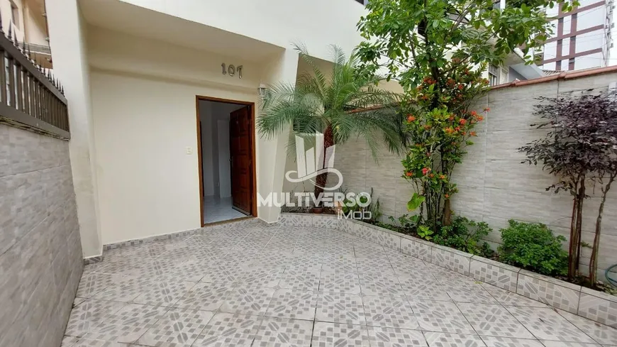 Foto 1 de Casa com 3 Quartos à venda, 103m² em Ponta da Praia, Santos