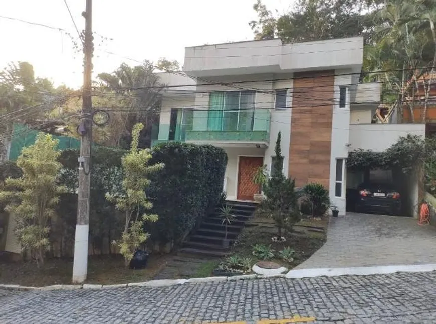 Foto 1 de Casa de Condomínio com 3 Quartos à venda, 178m² em Engenho do Mato, Niterói