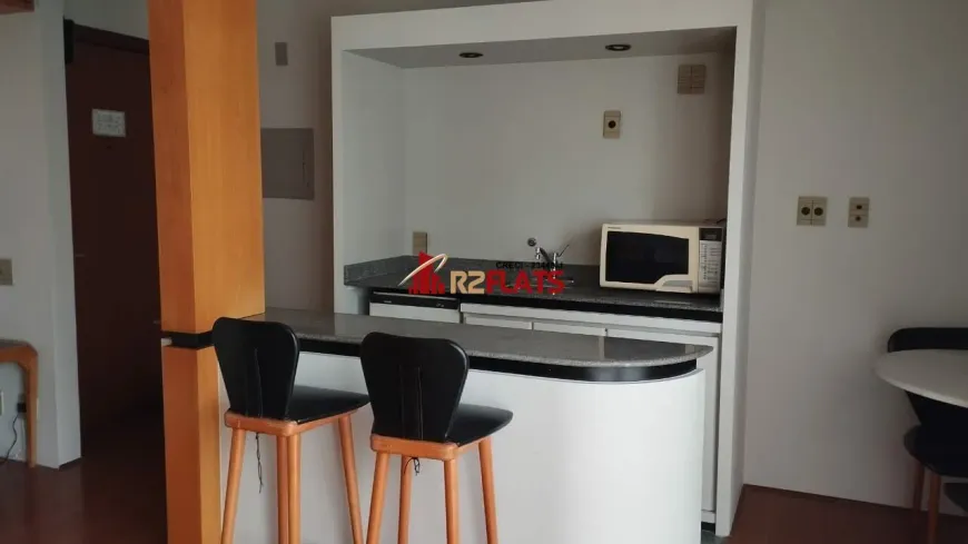 Foto 1 de Flat com 1 Quarto para alugar, 42m² em Jardim Europa, São Paulo