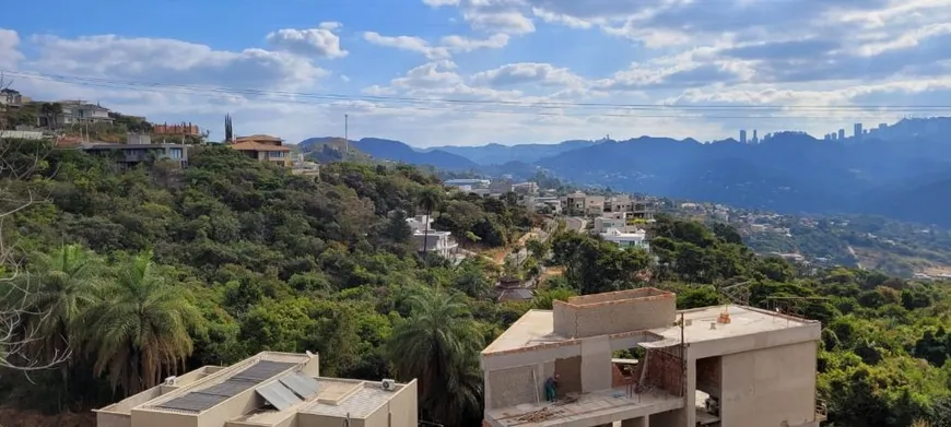 Foto 1 de Casa com 4 Quartos à venda, 290m² em Mirante da Mata, Nova Lima