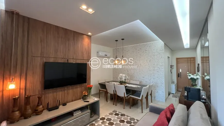 Foto 1 de Apartamento com 3 Quartos à venda, 97m² em Santa Mônica, Uberlândia