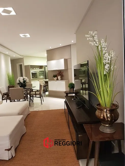 Foto 1 de Apartamento com 3 Quartos à venda, 128m² em Centro, Balneário Camboriú