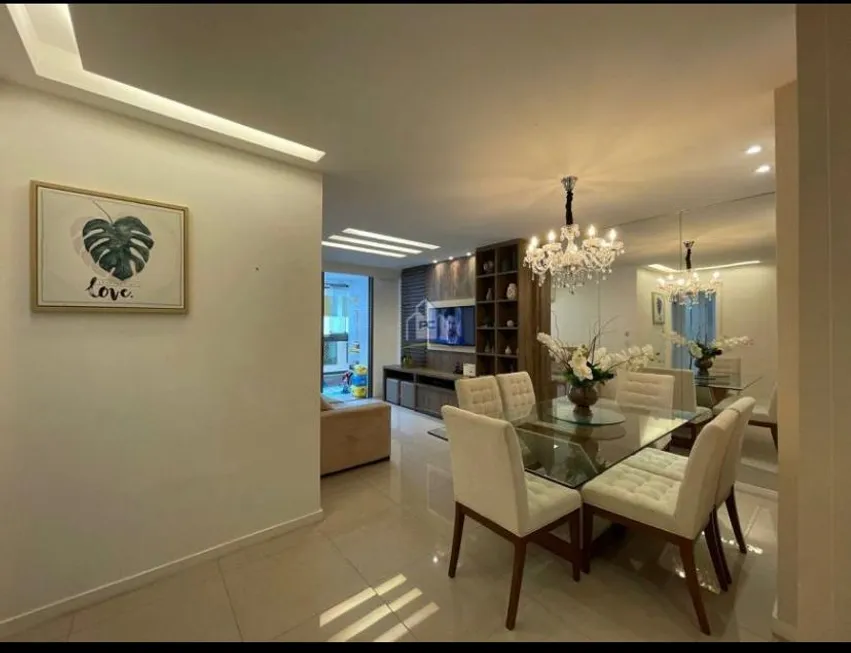 Foto 1 de Apartamento com 3 Quartos à venda, 107m² em Charitas, Niterói