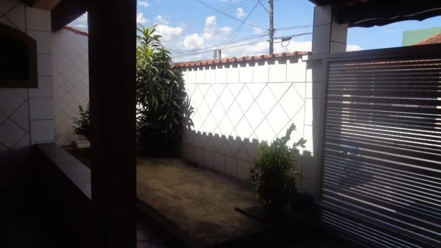 Foto 1 de Casa com 3 Quartos à venda, 187m² em Vila Anchieta, Itanhaém