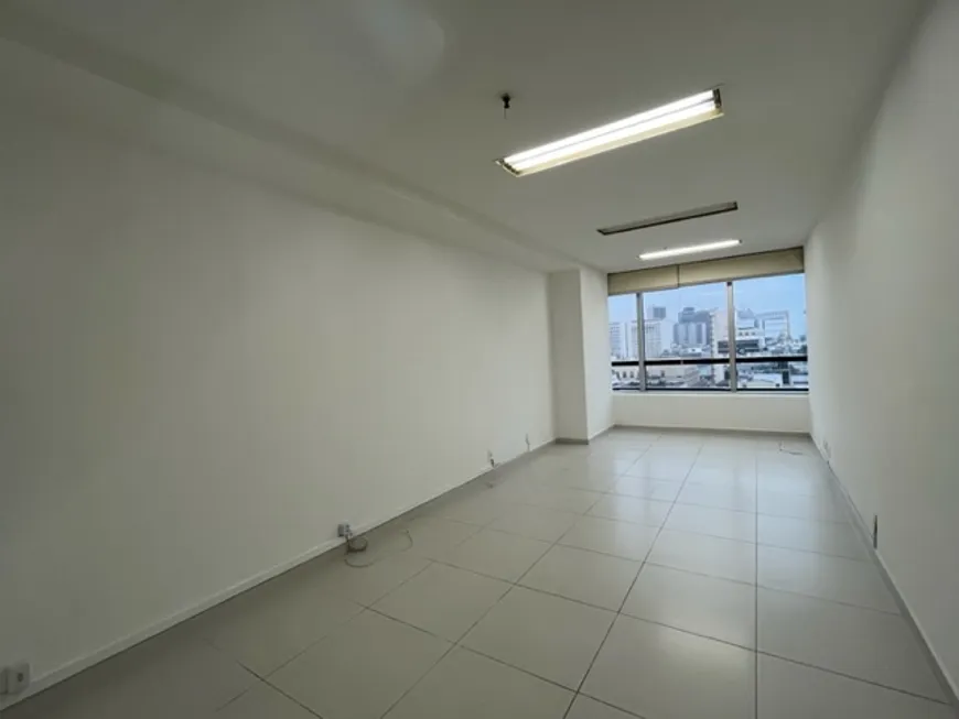 Foto 1 de Sala Comercial para alugar, 42m² em Centro, Rio de Janeiro