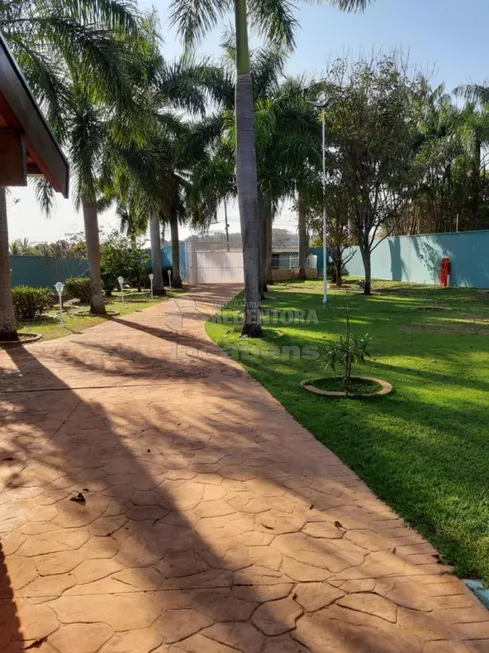 Foto 1 de Casa com 3 Quartos à venda, 860m² em , Guapiaçu