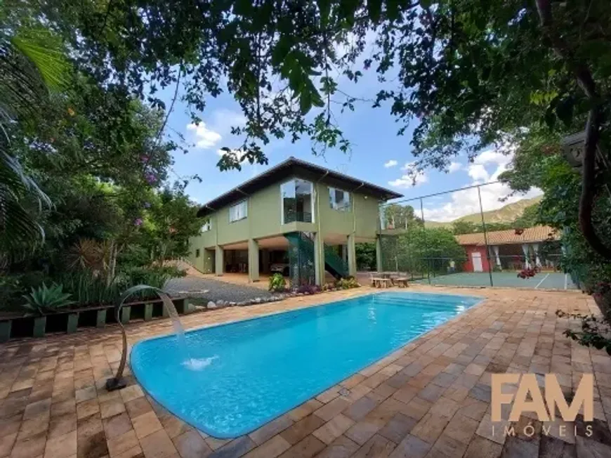 Foto 1 de Casa de Condomínio com 5 Quartos à venda, 550m² em Casa Branca, Brumadinho